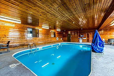 Comfort Inn & Suites Hays I-70