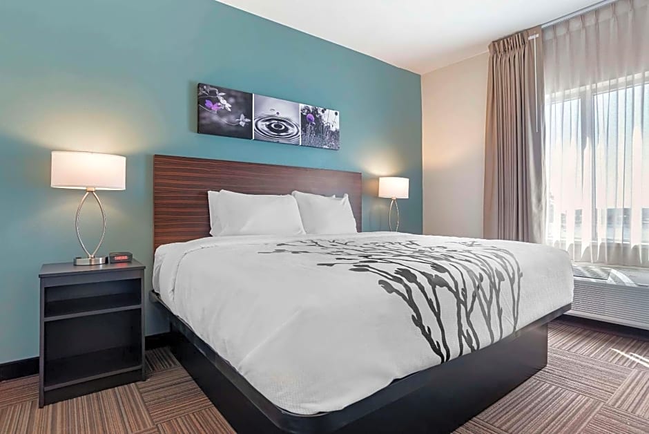 Sleep Inn & Suites