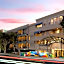 Le Parc at Melrose