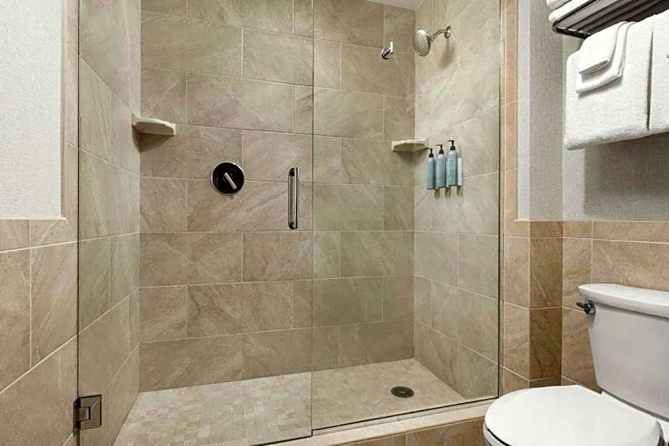 Courtyard by Marriott Anaheim Theme Park Entrance