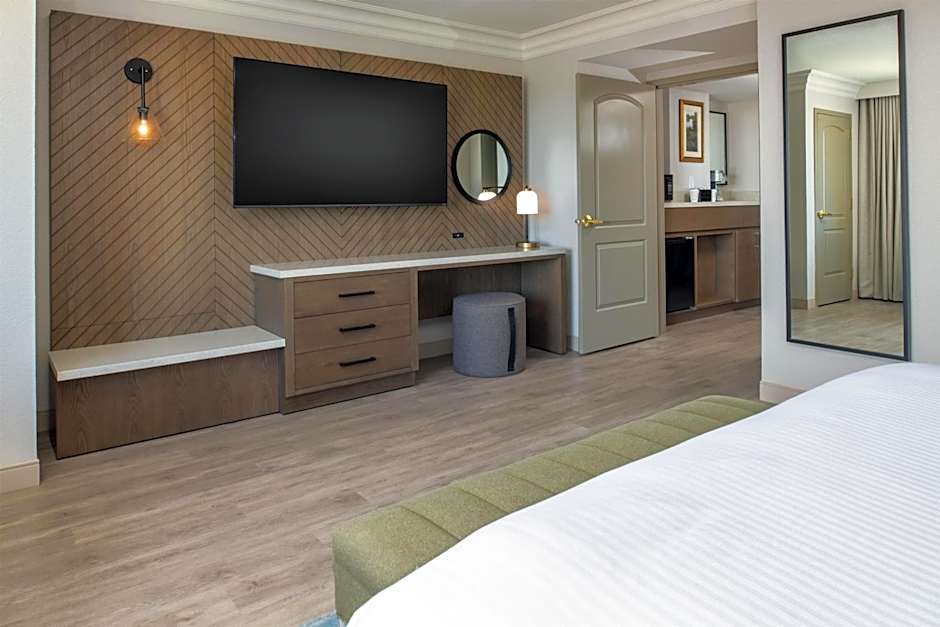 Embassy Suites By Hilton Hotel Sacramento-Riverfront Promenade