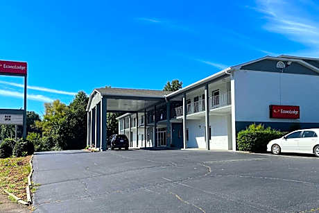 Econo Lodge Forest City