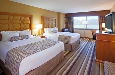 1 Queen Bed Non-Smoking