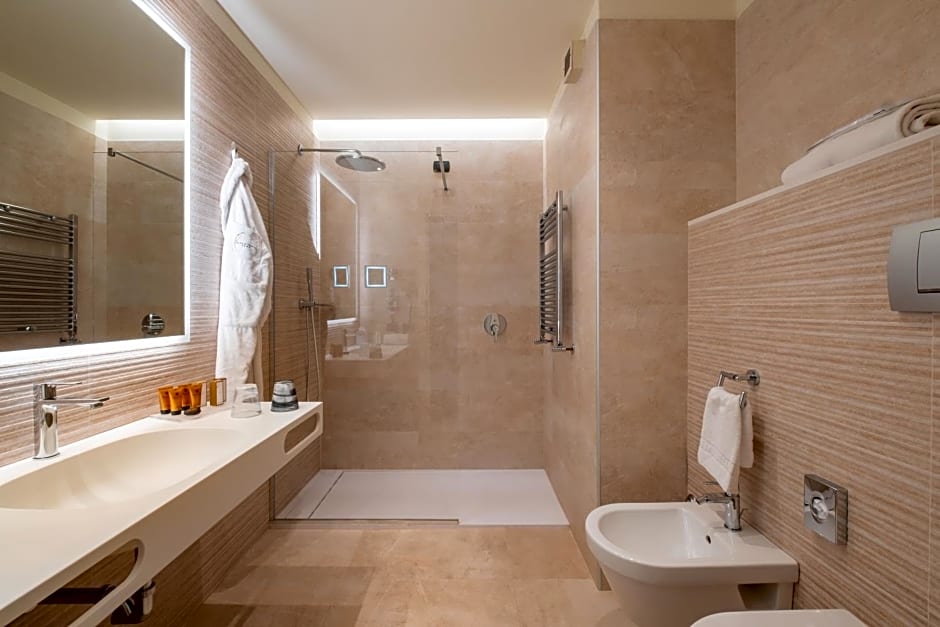 Aemilia Hotel Bologna