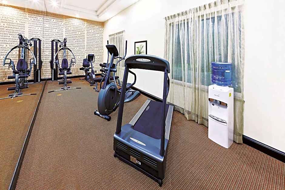 La Quinta Inn & Suites by Wyndham Marshall