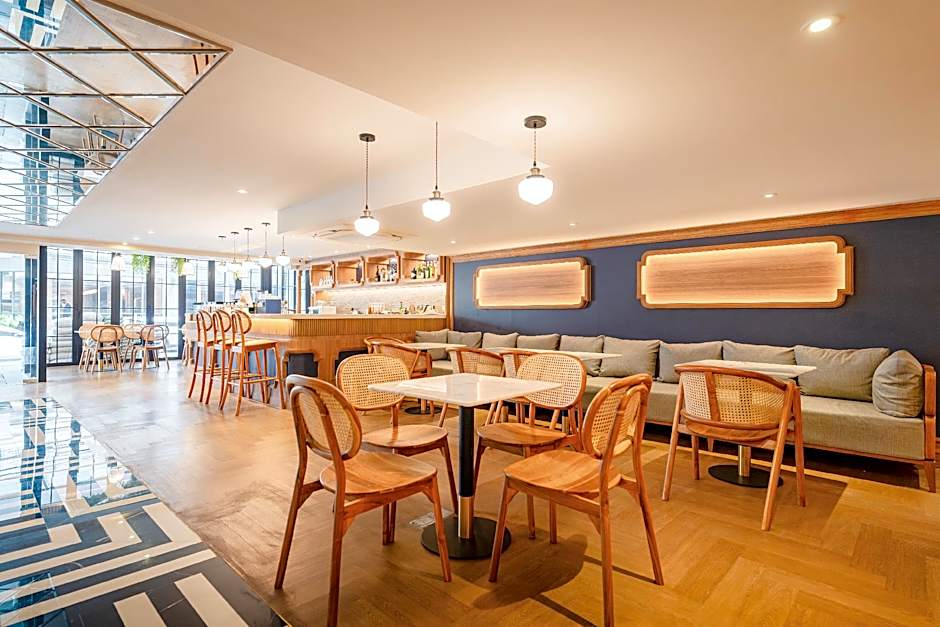 Thee Bangkok Hotel by TH District