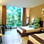 I Hotel