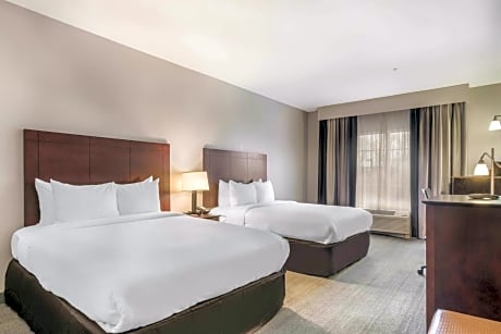 Queen Room with Two Queen Beds - Accessible/Non Smoking