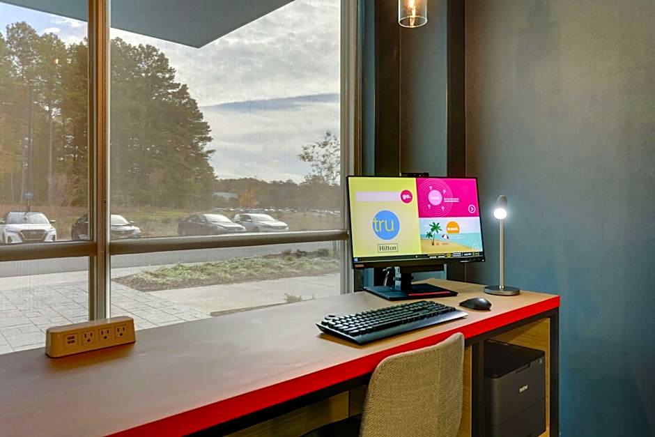 Tru by Hilton Raleigh Garner