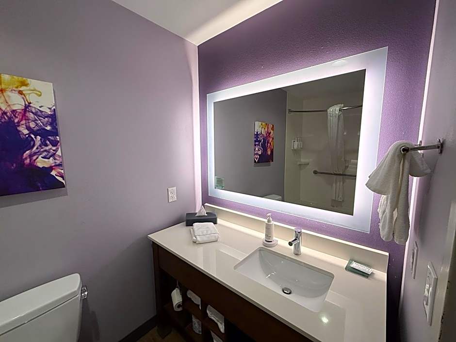La Quinta by Wyndham Altoona Des Moines