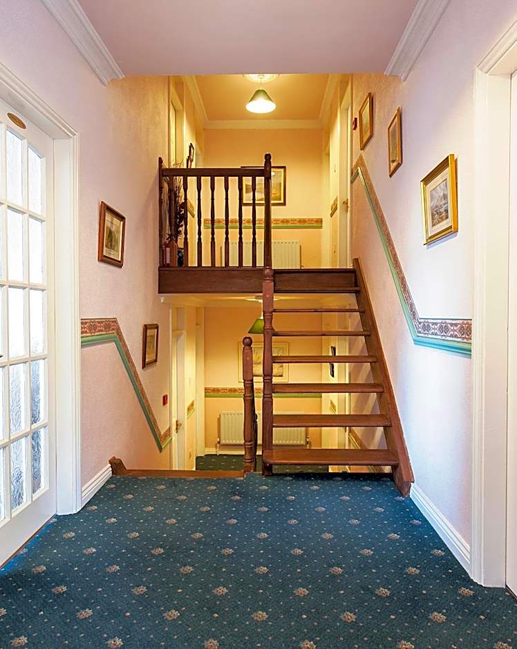 The Waterfront House Country Home