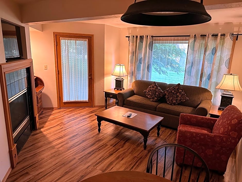 The Lodge at Leathem Smith