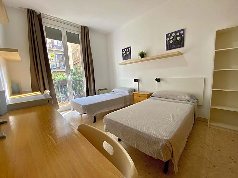 Barcelona Housing recommend for Students