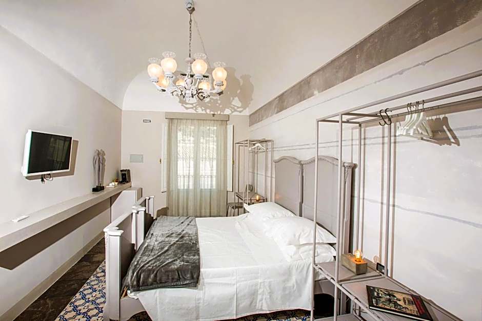 Palazzo Conti Camere & Suites