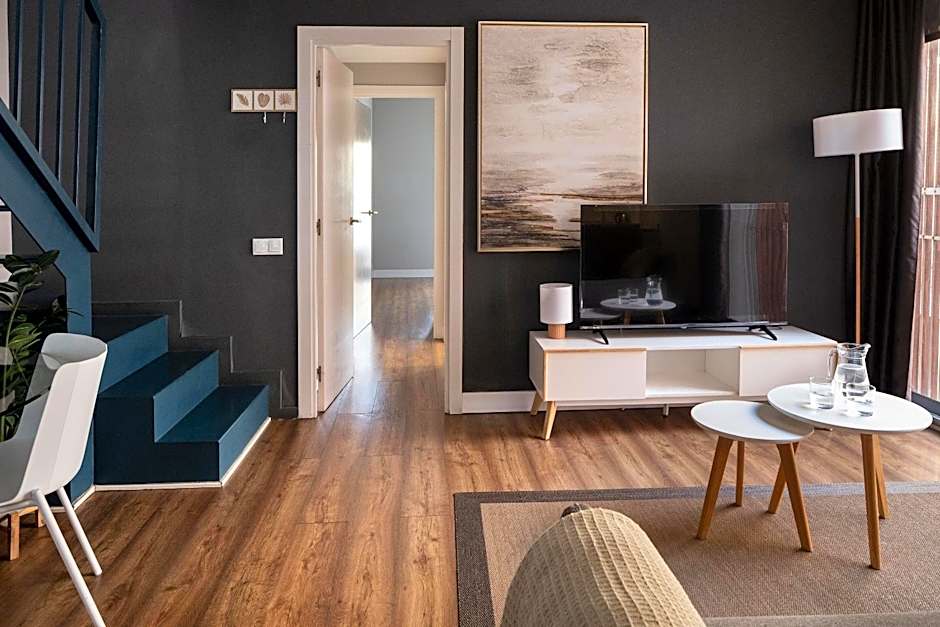 Feelathome Poblenou Beach Apartments