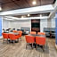 Holiday Inn Express Hotel & Suites Urbana-Champaign-U of I Area By IHG