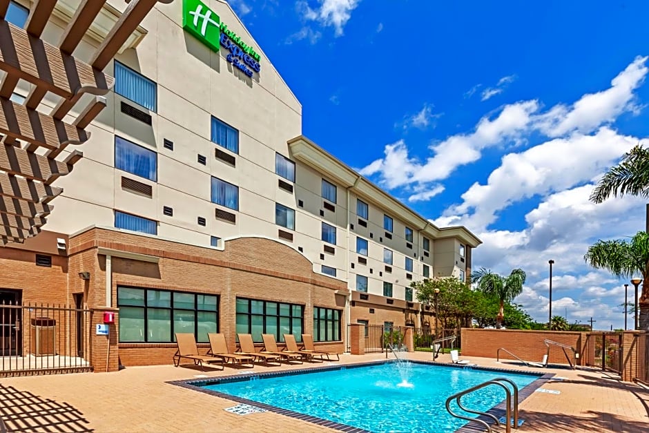 Holiday Inn Express & Suites Pharr