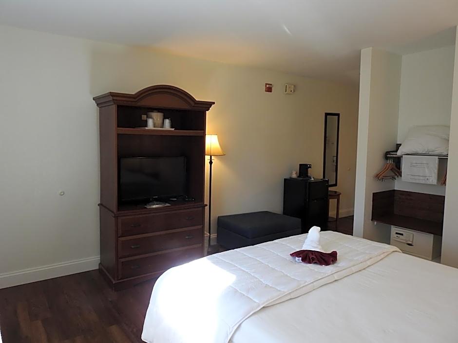 Inn at Cemetery Hill