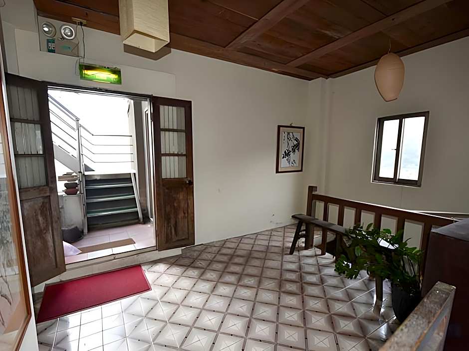 Jiufen ShiJia Guest House