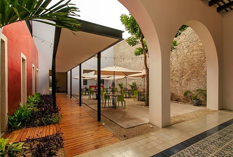 Casona 61 by GuruHotel