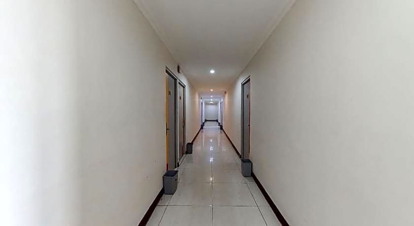 Urbanview Hotel Onyx Ketapang by RedDoorz