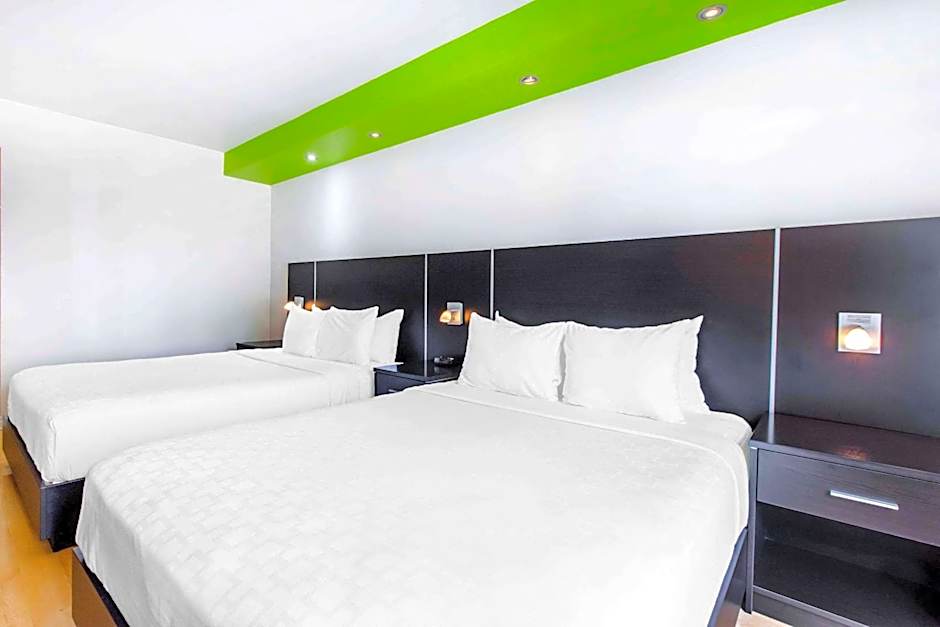 Travelodge by Wyndham Trois-Rivieres