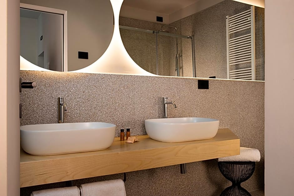 Elide Design Hotel