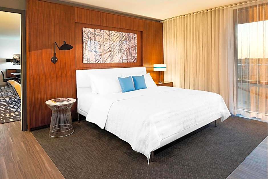 Le Meridien Chicago - Oakbrook Center