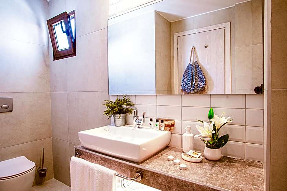 Acrotel Lily Ann Village