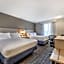 Days Inn & Suites by Wyndham Thunder Bay