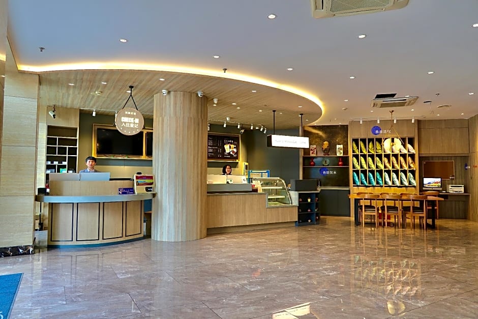 Hanting Hotel Haining Haichang Road Railway Station