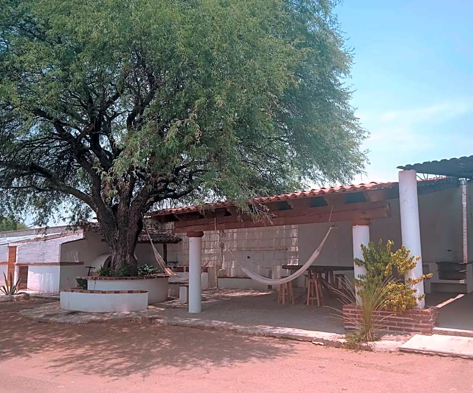 Villa EL PIÑON en Ezequiel Montes