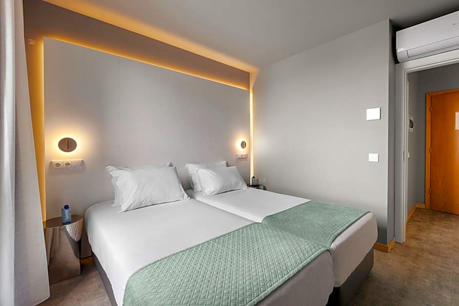 Basic Braga by Axis