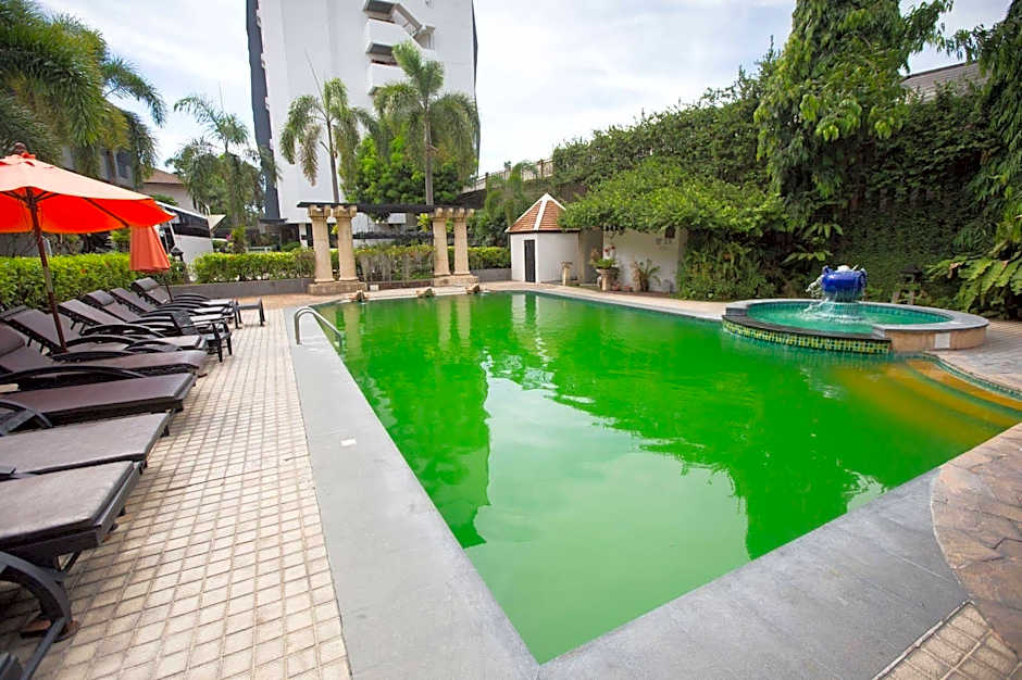 Lantana Pattaya - SHA Extra Plus