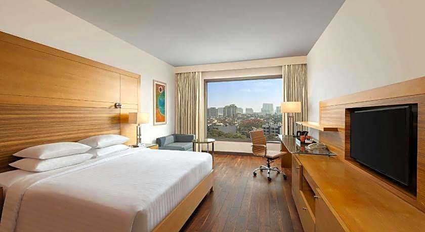 Courtyard by Marriott Gurugram Downtown