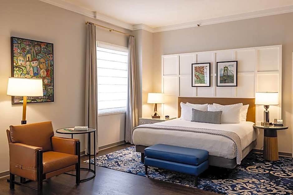 Heathman Hotel