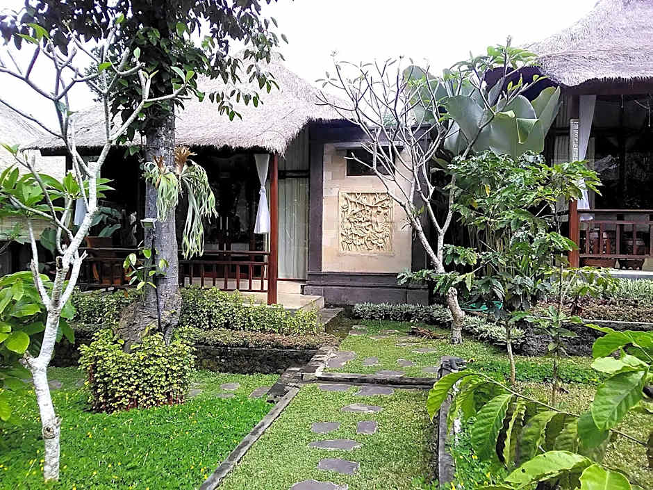 Astawa House