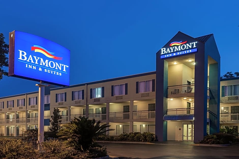 Baymont by Wyndham Gainesville