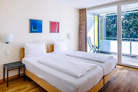 One-Bedroom Apartment and Balcony