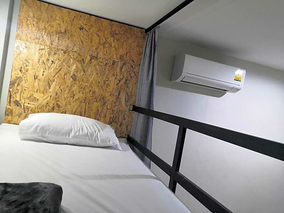 Backpack Hostel Kohyaoyai