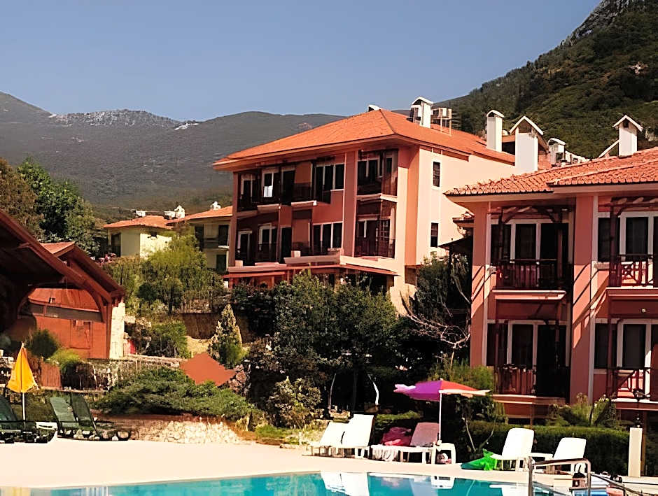 Club Pink Palace Hotel