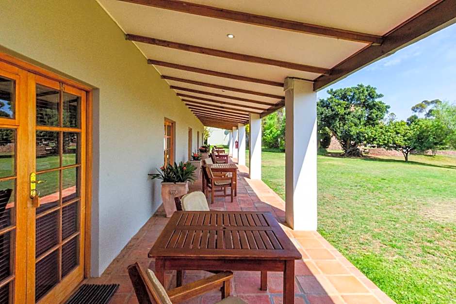 Mooiplaas Guesthouse