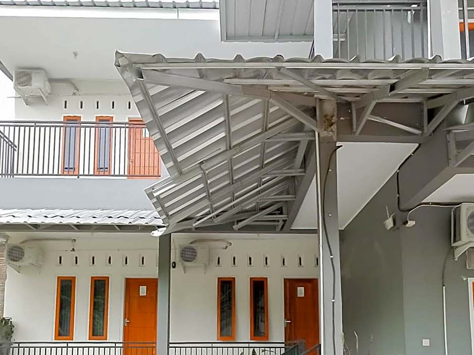 Penginapan Al Firdausi Syariah RedPartner