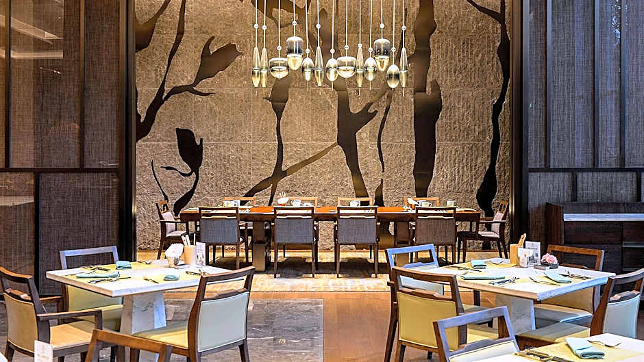 HUALUXE Xiamen Haicang Harbour View By IHG