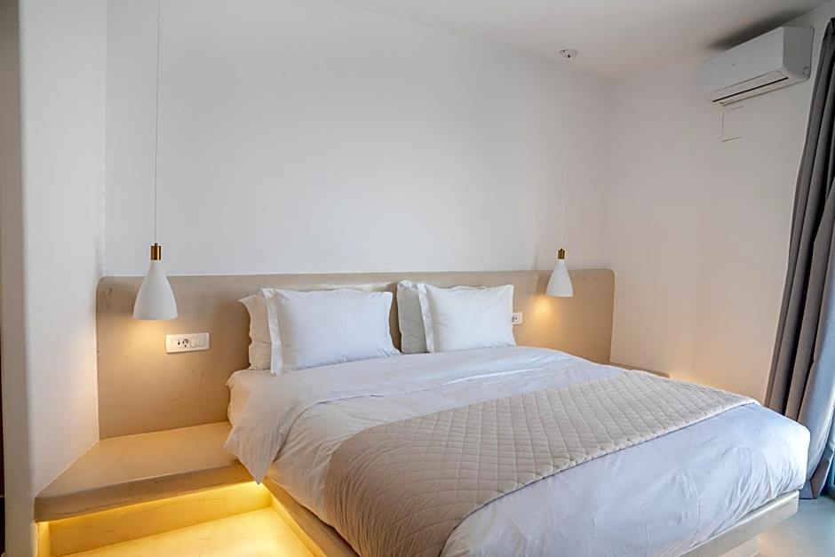 Oyster Luxury Suites