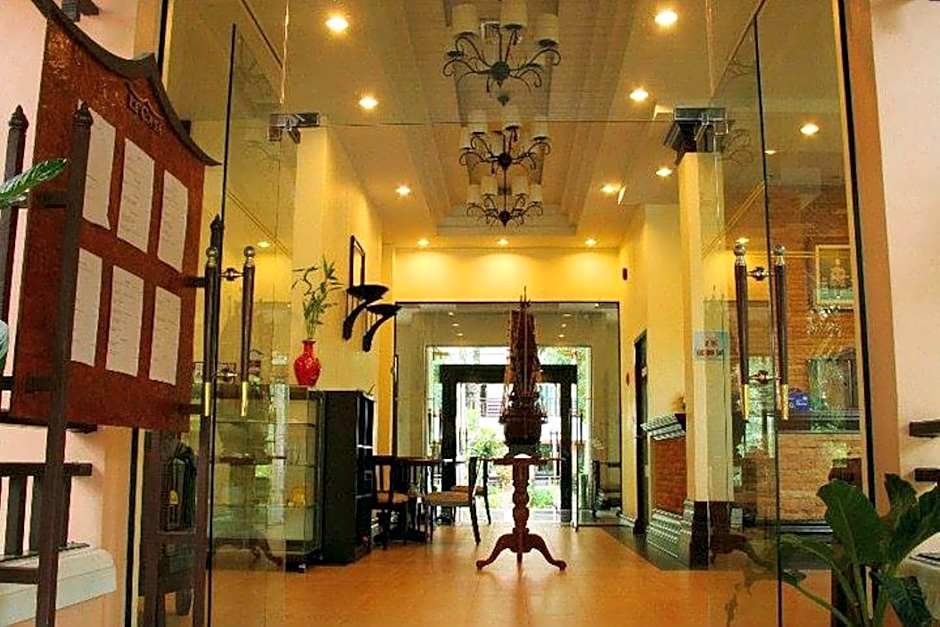 Le Casa Bang Saen Hotel