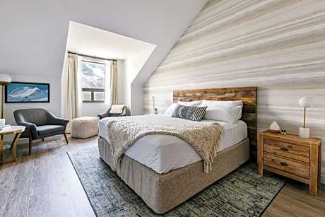 Glacier View Lodge