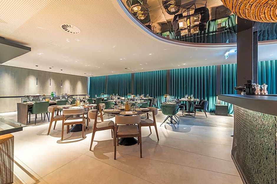 Porto Royal Bridges Hotel