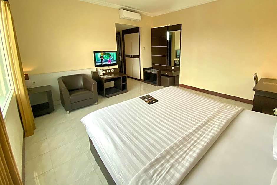 Hotel 88 Diponegoro-Jember by WH