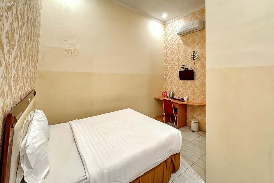 Perdana Kasih Hotel Pemuda Klaten Mitra RedDoorz
